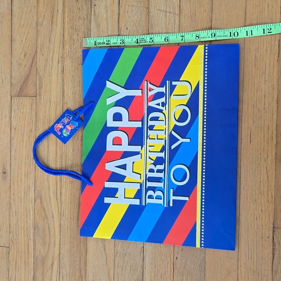 Set of Two Colorful Birthday Gift Bag, Paper Bag - Picture 5 of 8